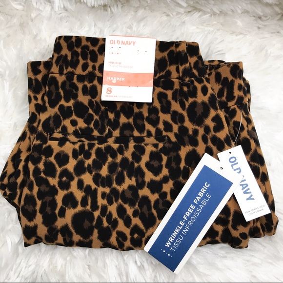 Old Navy Woman’s 8 Reg Leopard Harper Pants - Picture 2 of 4